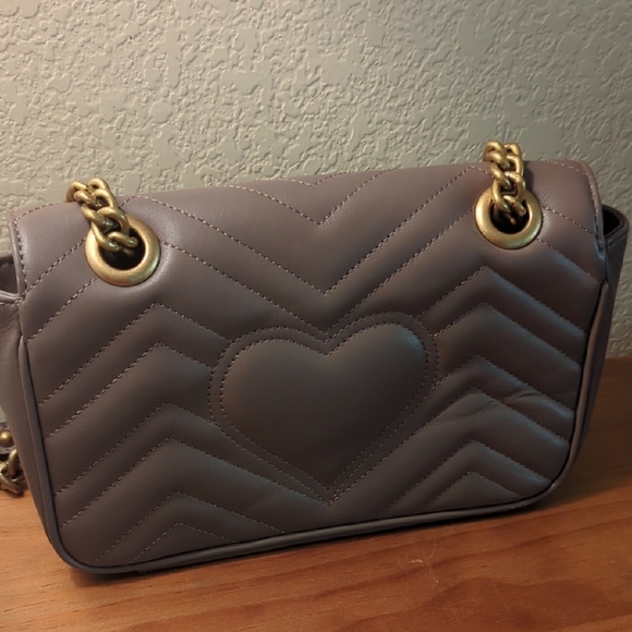 GG Taupe Leather Shoulder Bag with Gold Chain - Picture 2 of 10